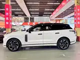 Фото 3 - Lynk & Co 09 EM-P