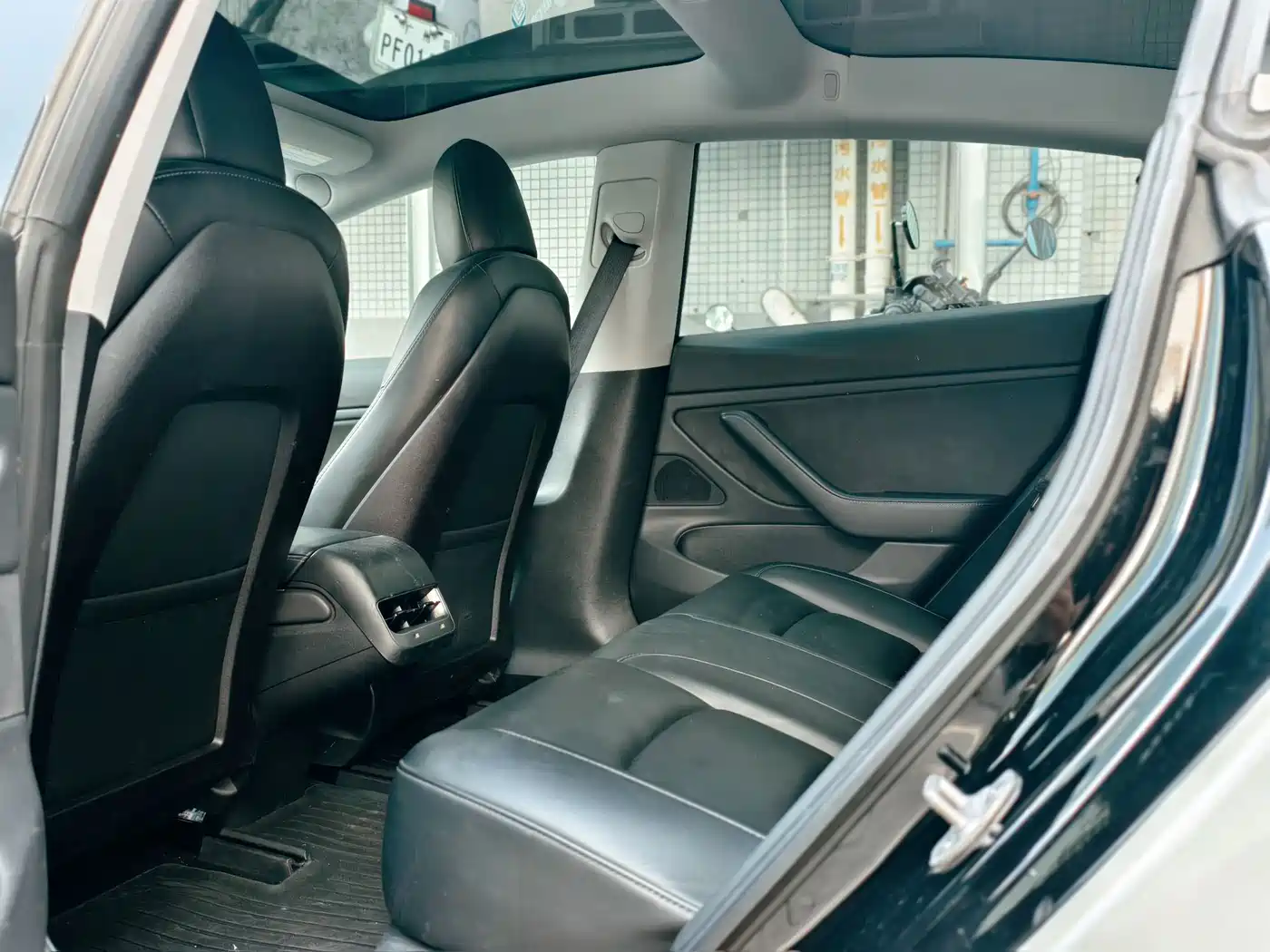 Tesla Model 3 (Import) 2019 2019 Long Range All-Wheel Drive Edition