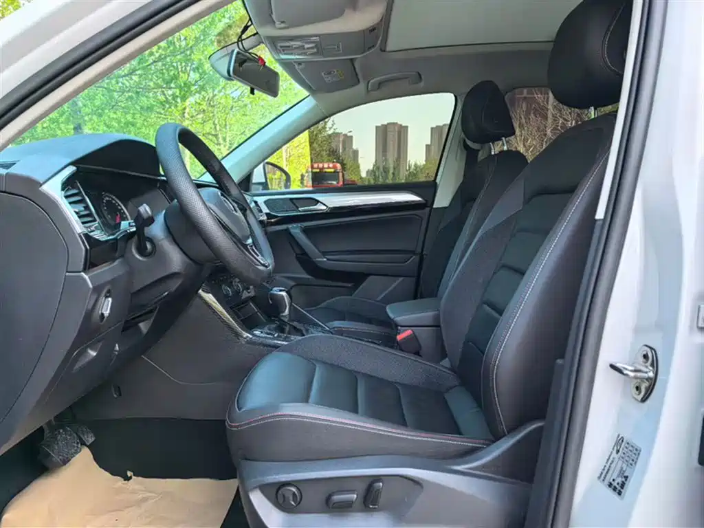 Volkswagen Tayron 2019 330TSI 4WD Luxury China V фото 12