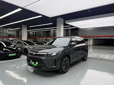 AITO M7