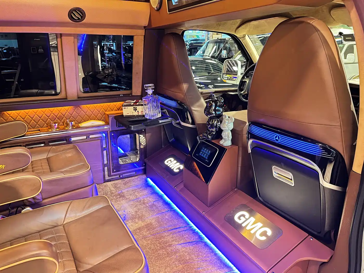 GMC Savana 2014 2015 5.3L G660S 4WD Elegance Edition