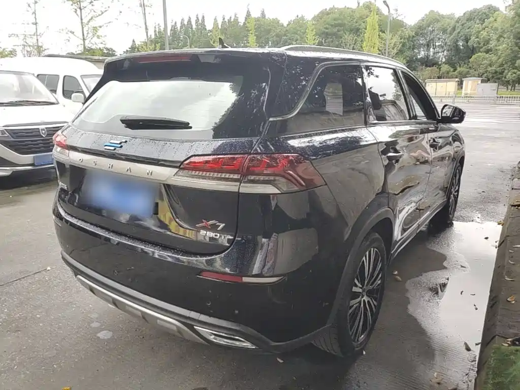 Changan Oshan X7 2020 2020 1.5T Auto Premium