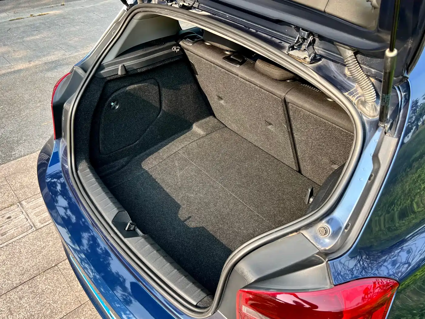 BMW 1 Series (Import) 2013 Facelift 116i Leading Model фото 18