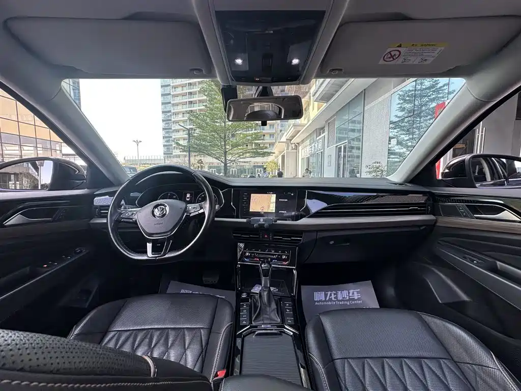 VOLKSWAGEN PASSAT NEW ENERGY