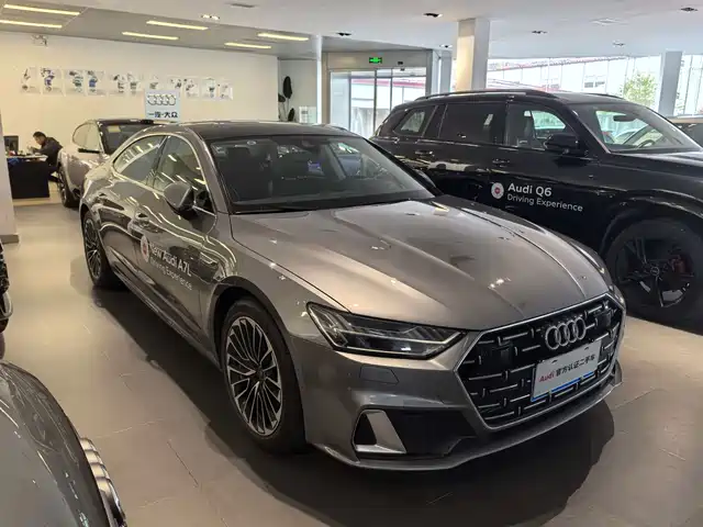 AUDI A7L