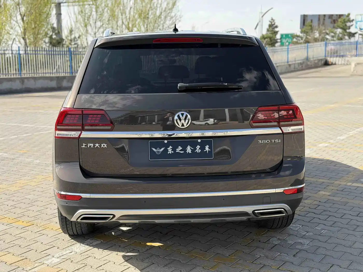 Volkswagen Teramont 2019 380TSI 4WD Luxury Edition China VI фото 6