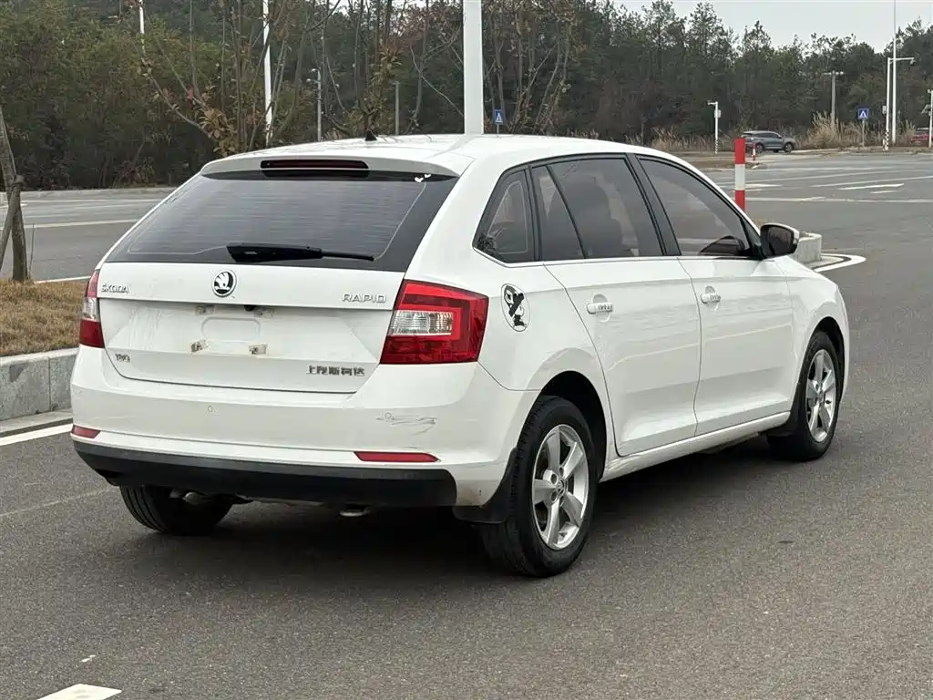 SKODA XINDONG