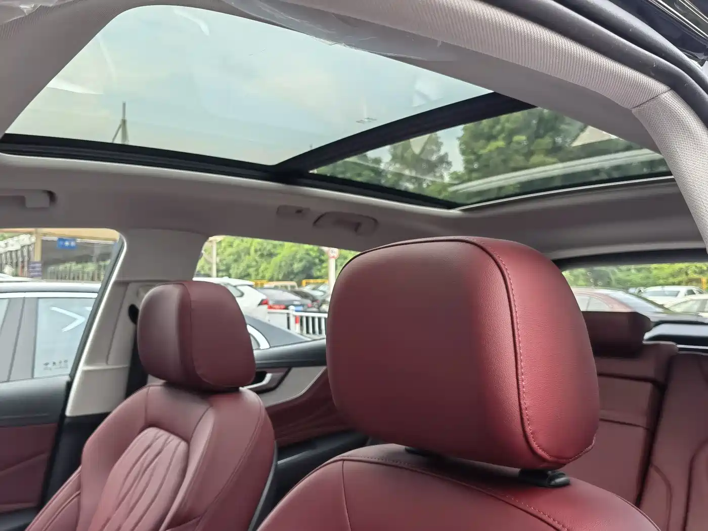 Hongqi HS5 2025 2025 2.0T 2WD Qixiang Pro