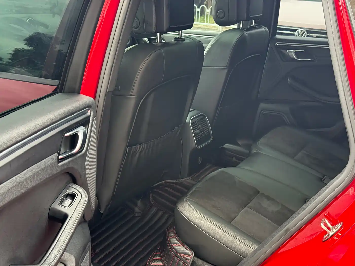 Porsche Macan 2018 Macan 2.0T фото 5