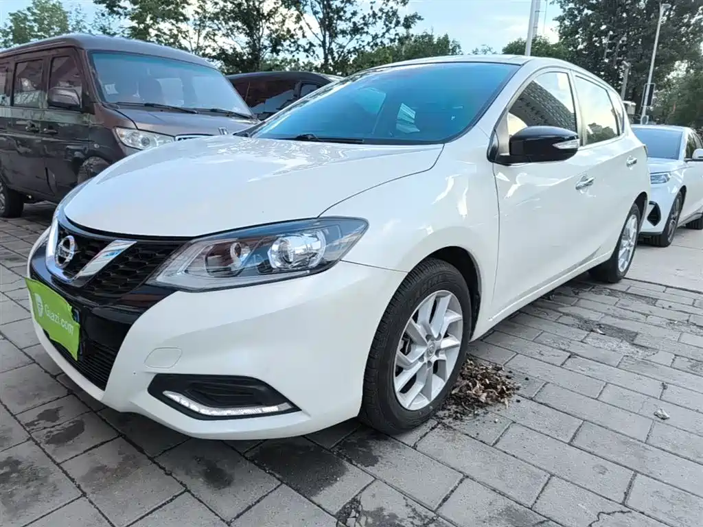 Nissan Tiida 2021 1.6L CVT Smart Drive Edition