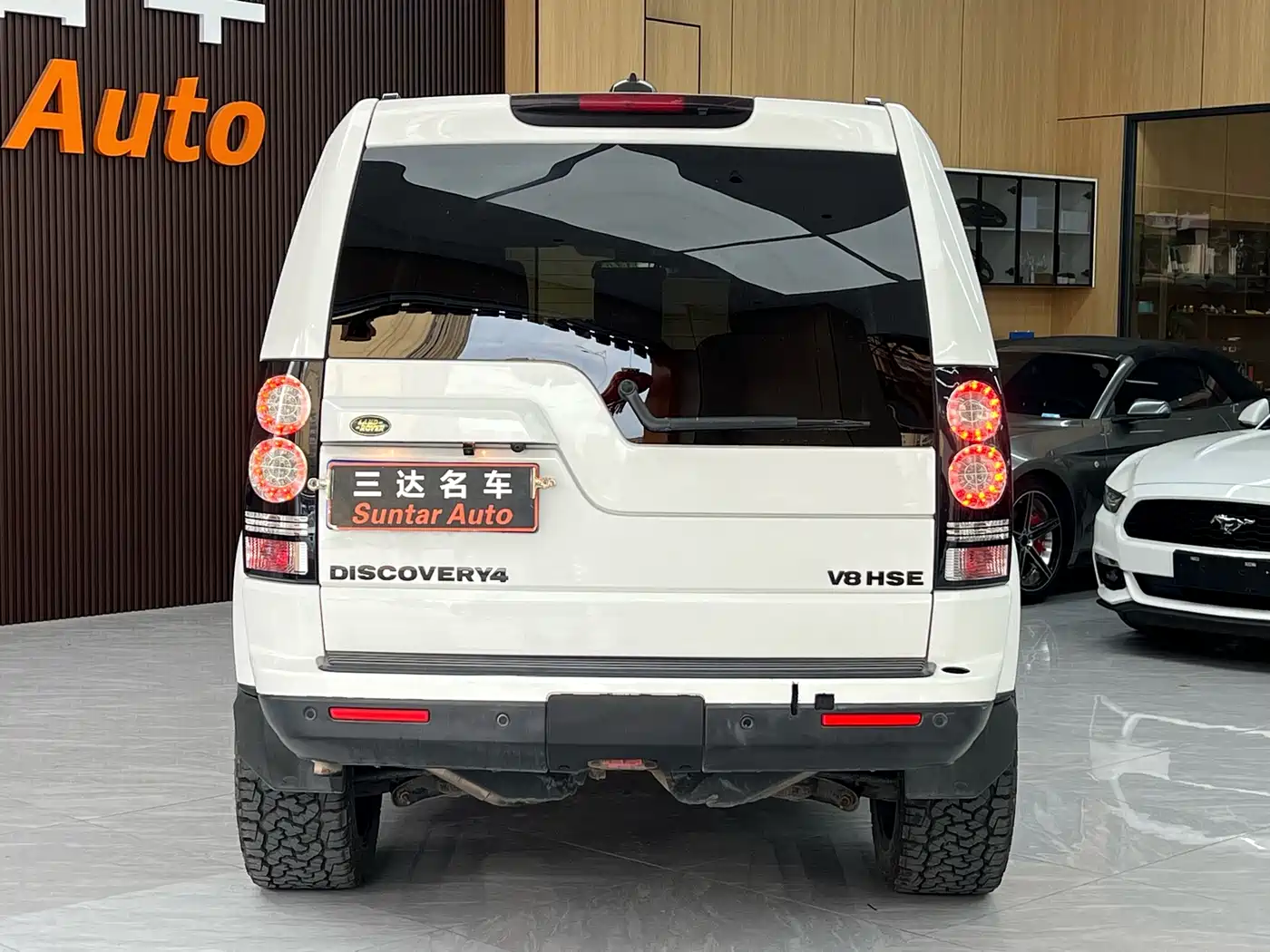 Land Rover Discovery 2012 5.0 V8 HSE фото 5