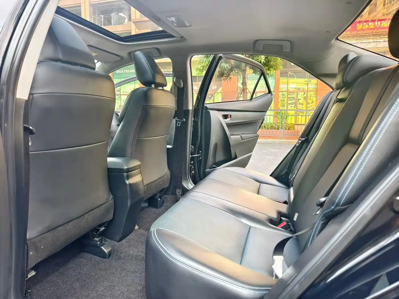 Toyota Levin 2018 185T CVT Premium Edition China V фото 6