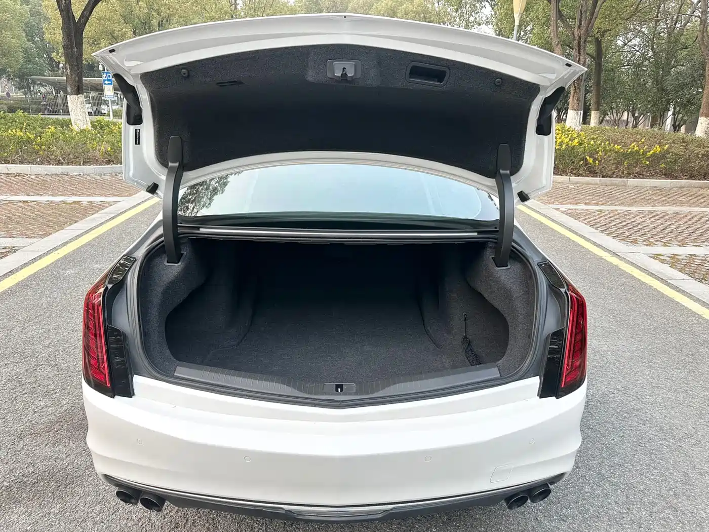 Cadillac CT6 2019 28T Luxury Model фото 17