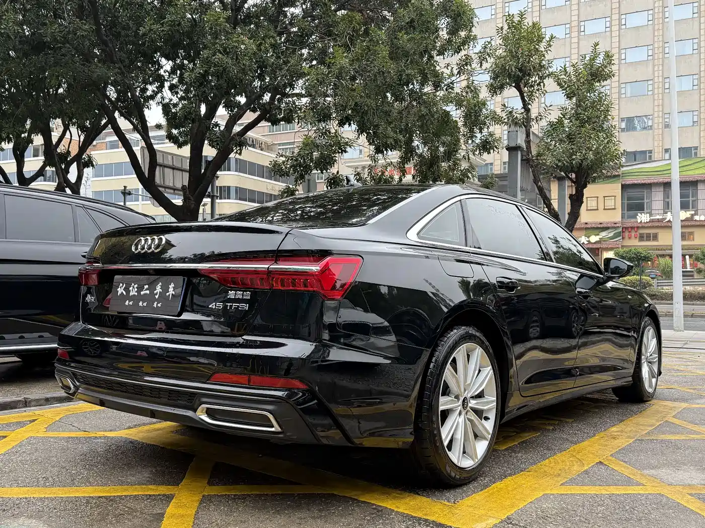 Audi A6L 2022 45 TFSI quattro Premium Dynamic фото 4
