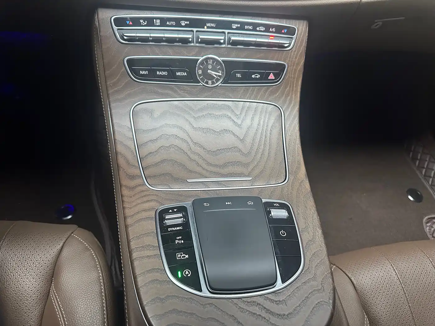 Mercedes-Benz E-Class 2020 E 300 L Fashion фото 11