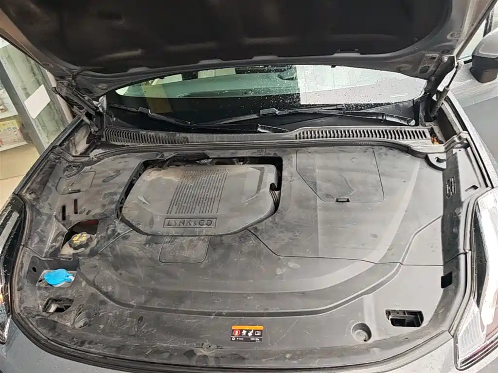 Lynk & Co 06 EM-P 2020 PHEV Plus фото 20
