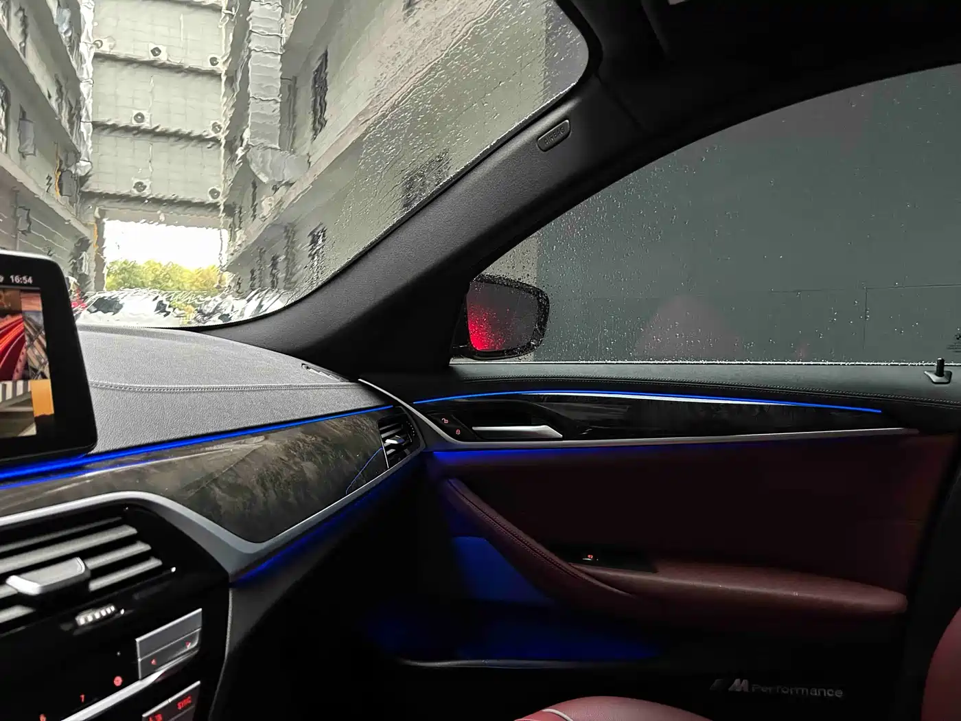 BMW 5 Series 2022 525Li M Sport Package фото 17