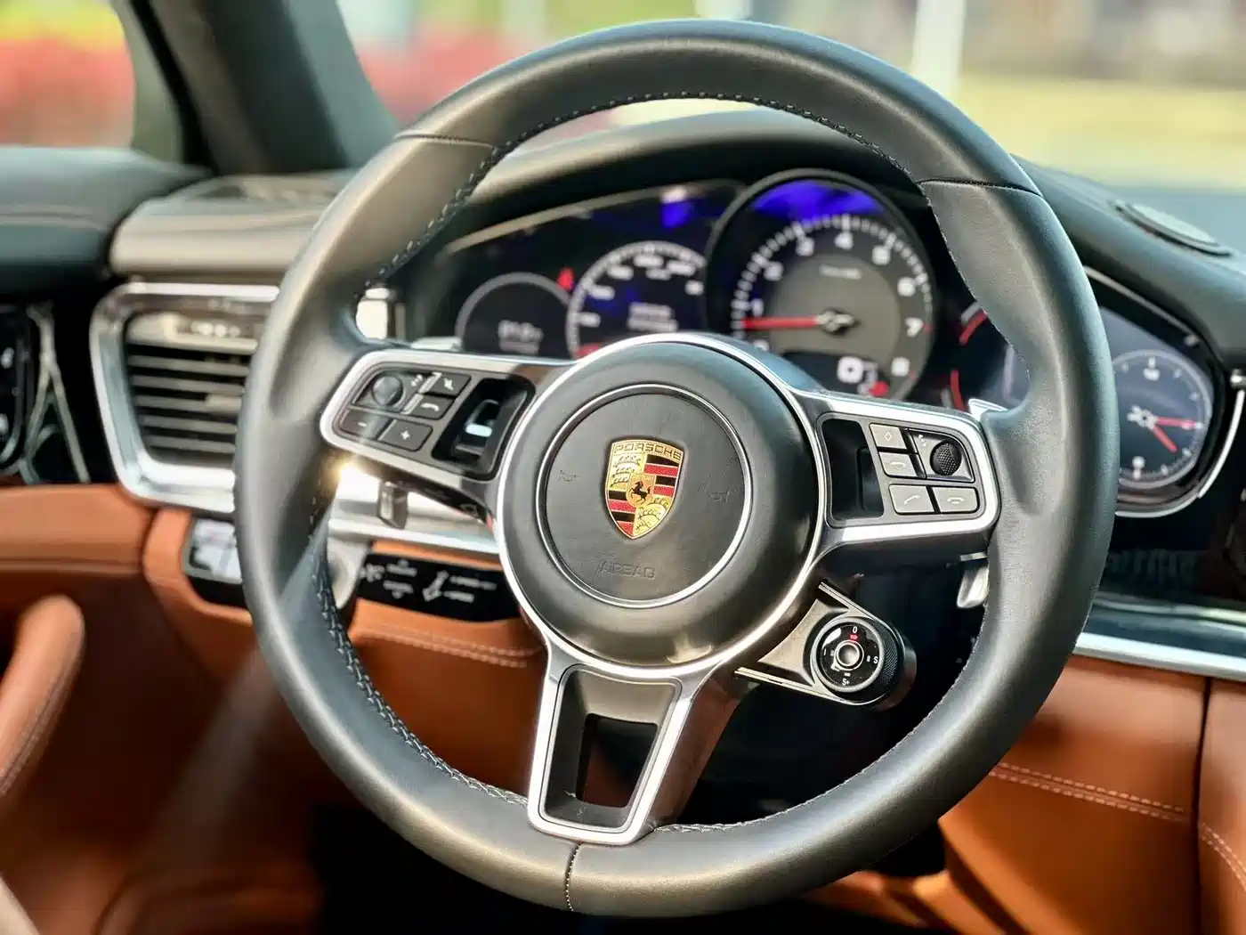 Porsche Panamera 2017 Panamera 4 Sport Turismo 3.0T фото 9