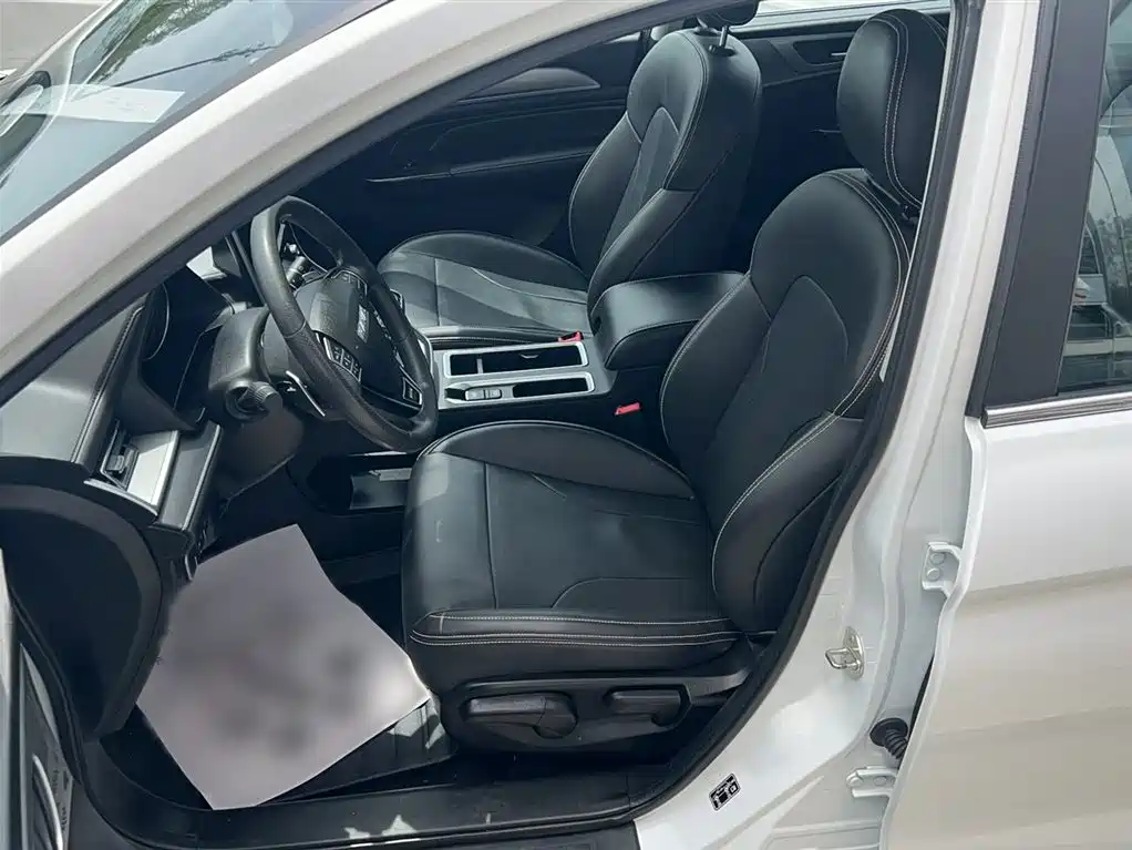 Haval M6 2021 PLUS 1.5T DCT Elite Smart Connect фото 7