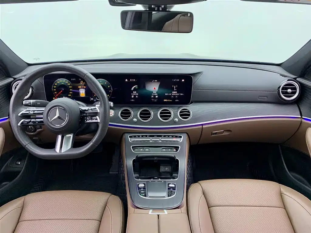 Mercedes-Benz E-Class 2023 E 300 L Sport Fashion фото 15