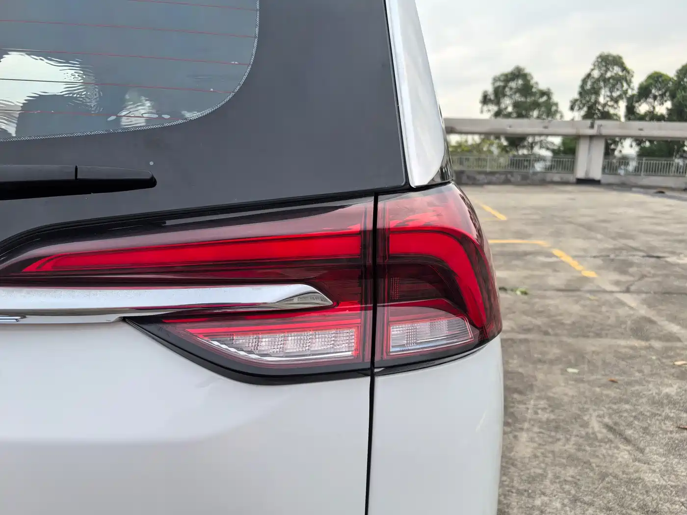 SAIC MAXUS CHASE G50