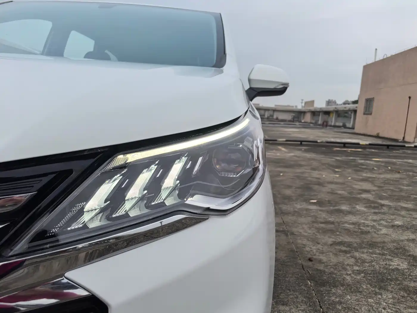 SAIC MAXUS CHASE G50