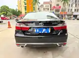 Photo 5 - Toyota Camry