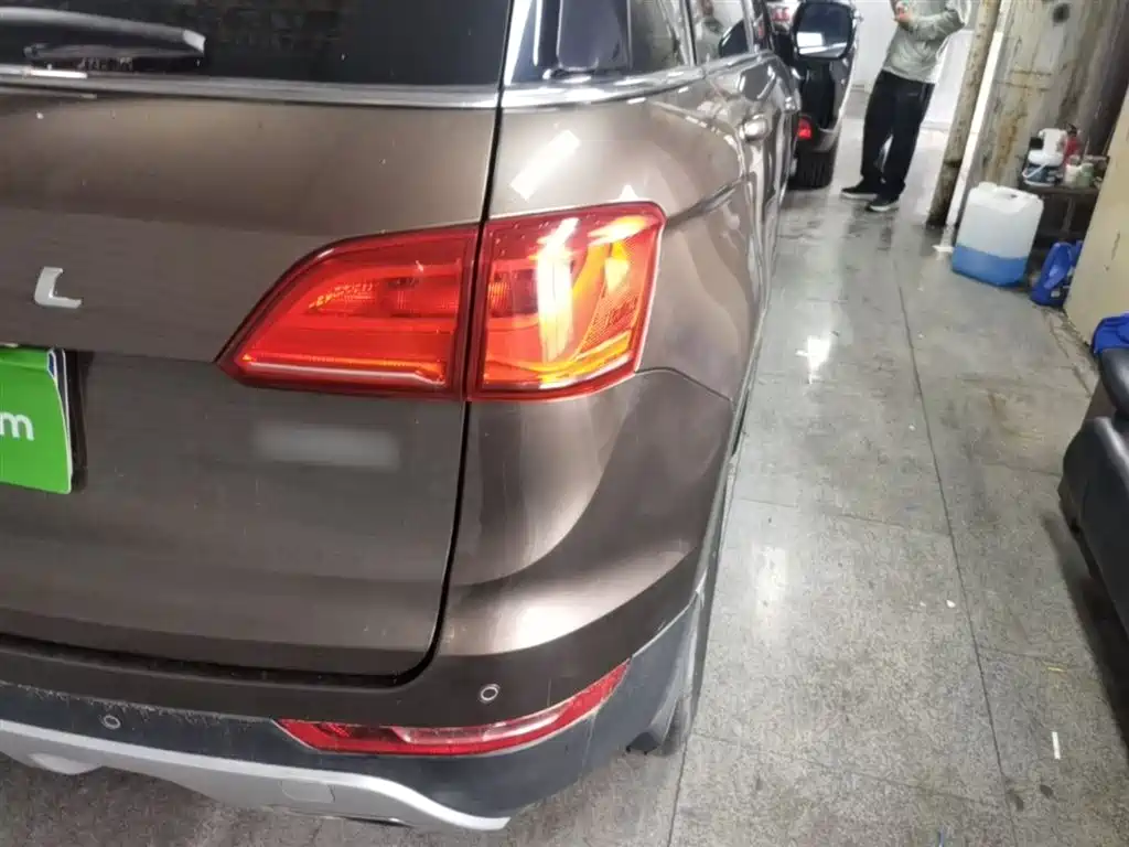 Haval H6 Coupe 2016 Blue Label 1.5T Automatic 2WD Urban фото 8