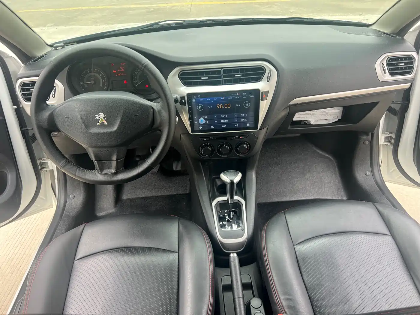 Peugeot 301 2016 1.6L Auto Comfort Edition фото 8