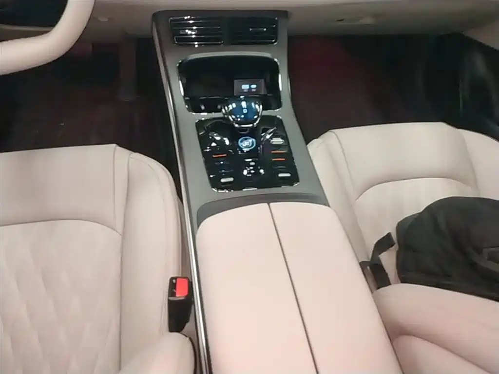 BYD Han 2025 Model EV 701KM LiDAR Smart Driving Version фото 14