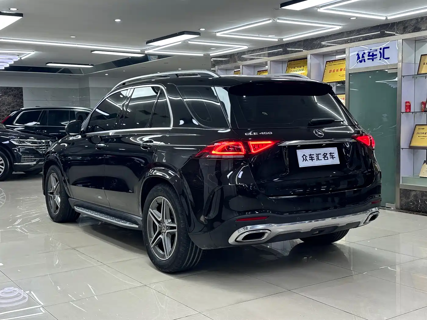 Mercedes-Benz GLE 2020 Facelift GLE 450 4MATIC Dynamic фото 4