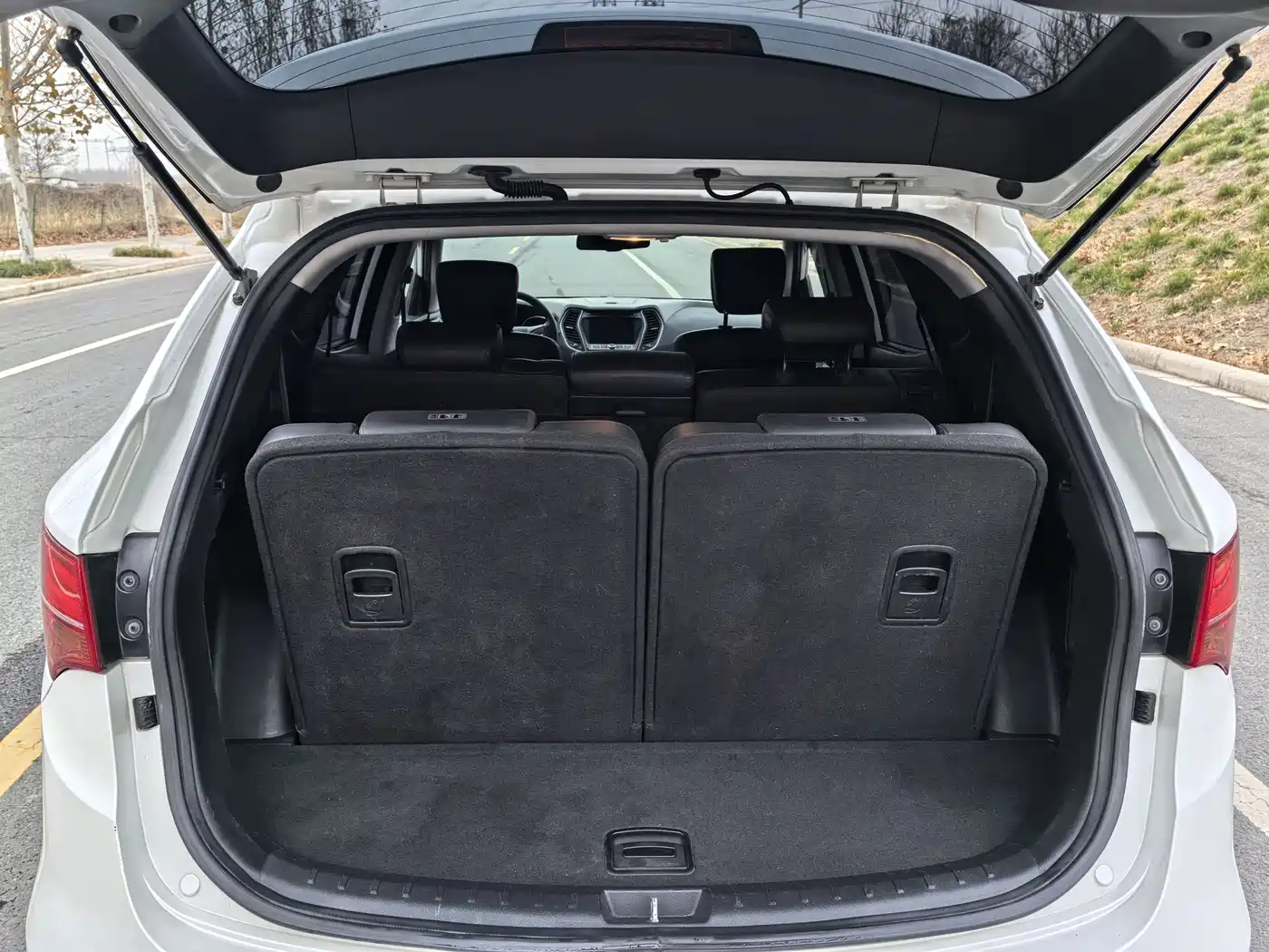 Hyundai Santa Fe 2013 Facelift 2.0T Automatic 4WD Top фото 14