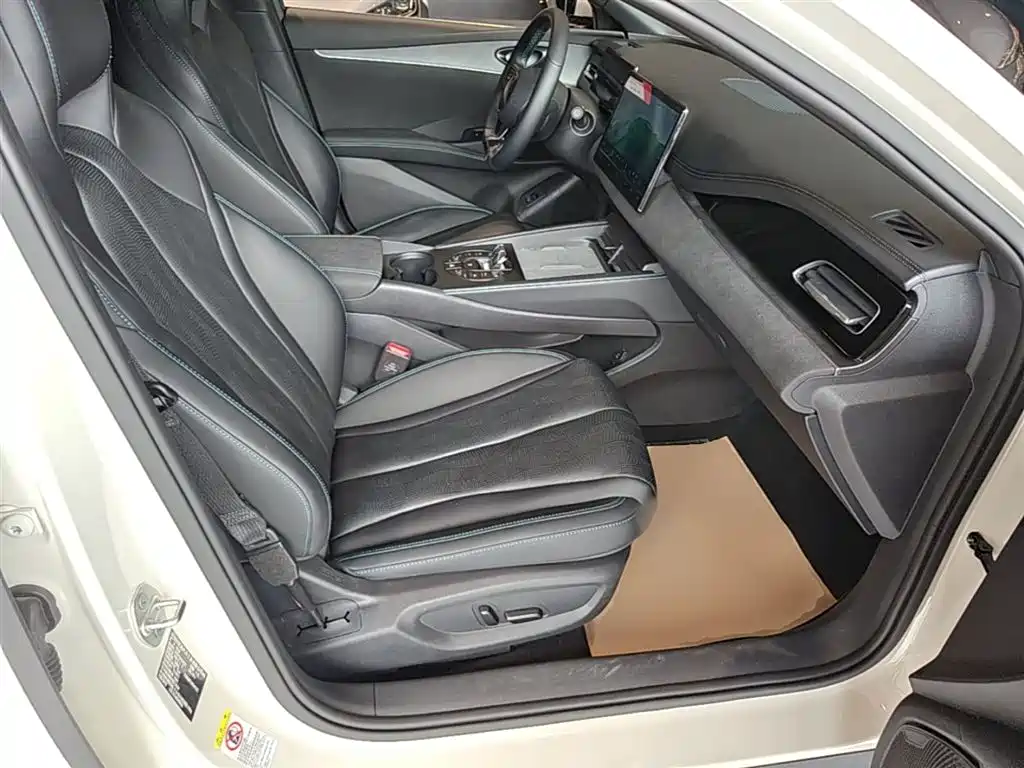 BYD Seal 06 New Energy 2025 DM-i Smart Drive Edition 120KM Luxury фото 25
