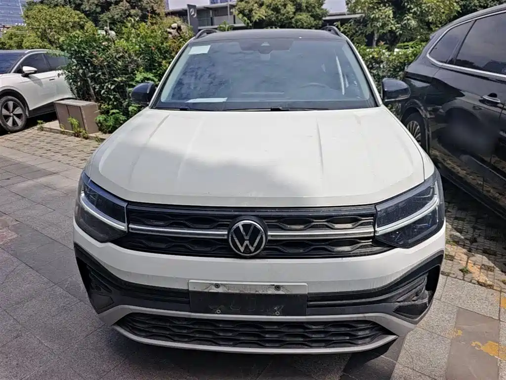 Volkswagen Tharu 2024 300TSI 2WD Moon Premium Edition фото 3