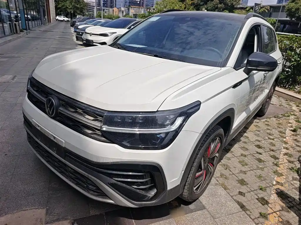 Volkswagen Tharu 2024 300TSI 2WD Moon Premium Edition фото 2