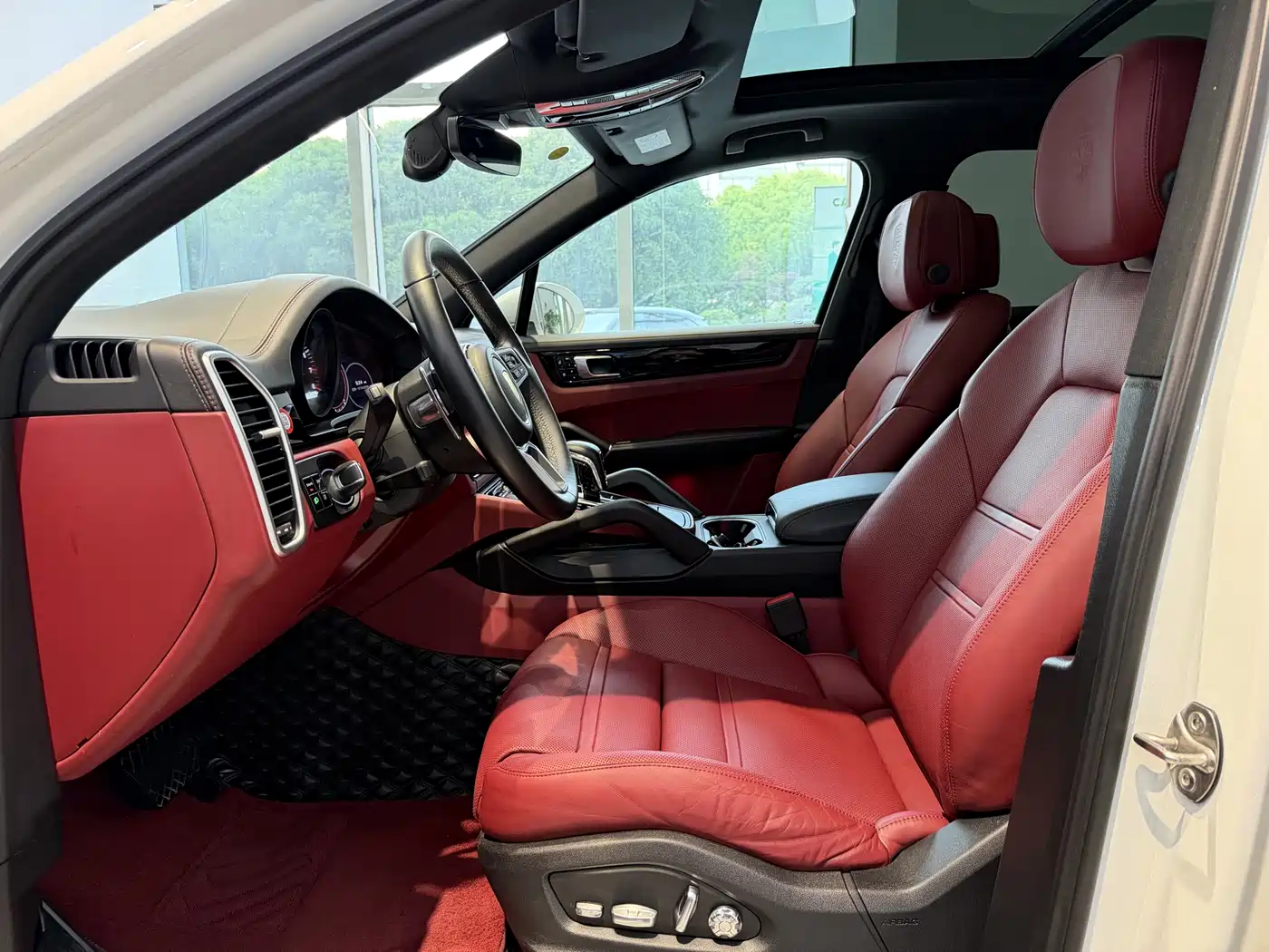 Porsche Cayenne 2019 Cayenne 3.0T фото 12