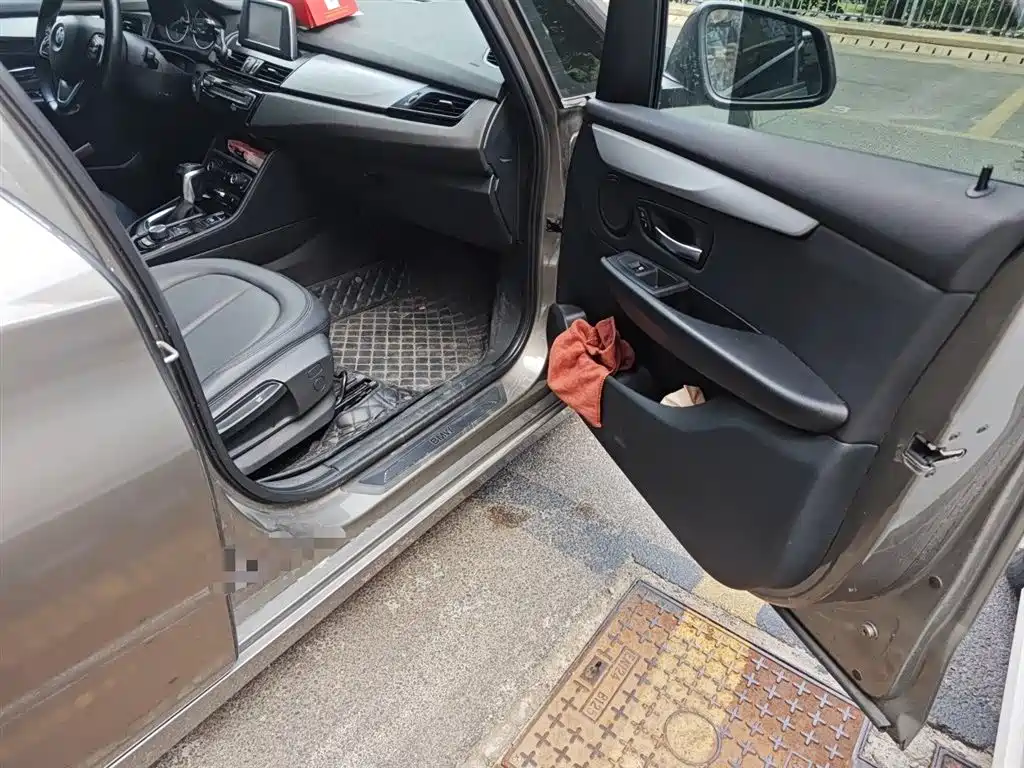BMW 2 Series Tourer (Import) 2015 218i Leading Type фото 20