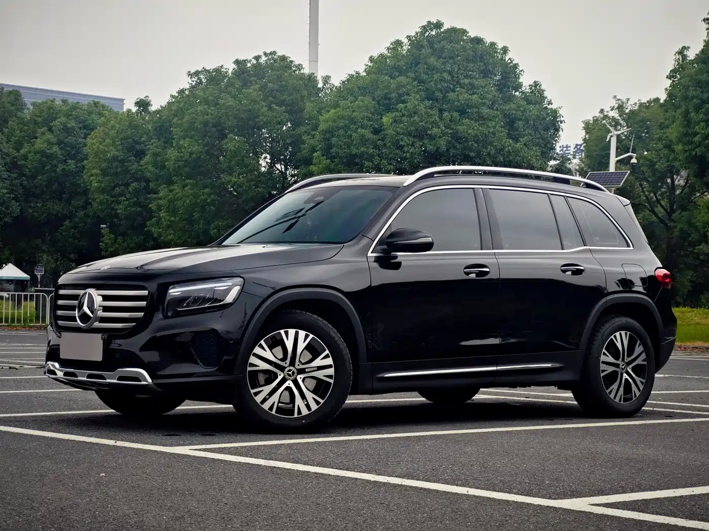 2025 Mercedes-Benz GLB