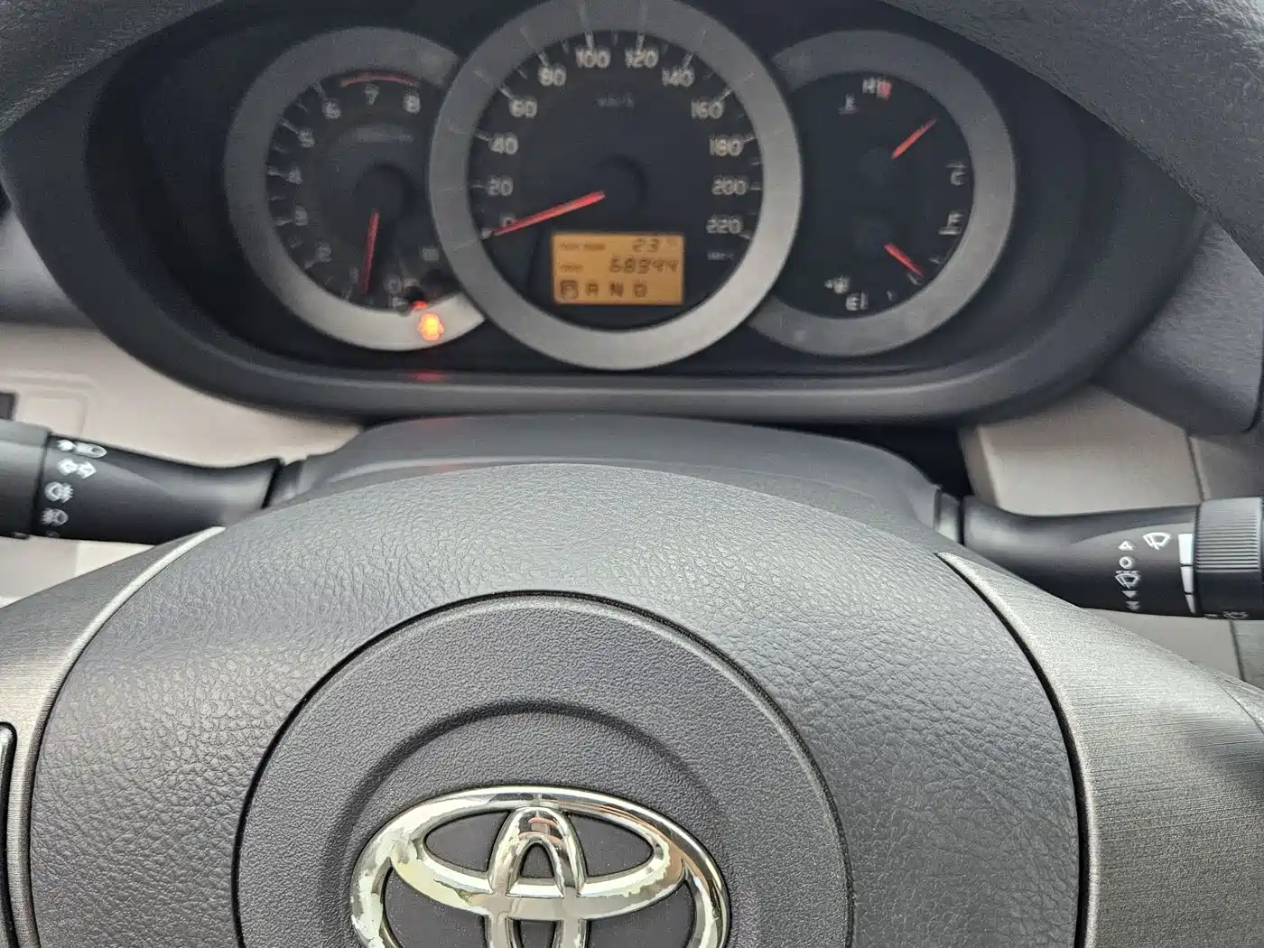 Photo 12 - Toyota RAV4 Rongfang