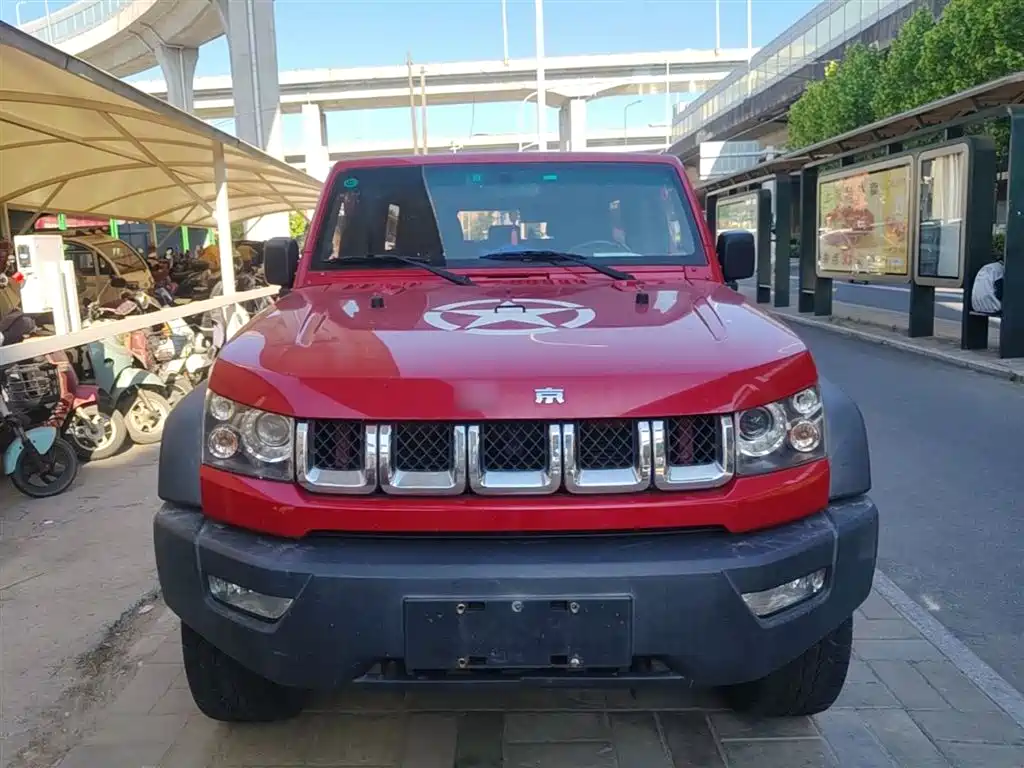 BAIC ORV Beijing Offroad BJ40 2017 40L 2.3T Automatic 4WD China Rally Champion Edition фото 3