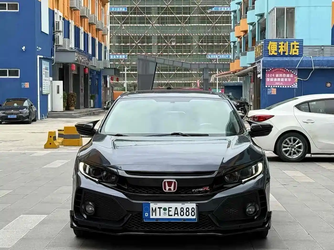 Фото 2 - Honda Civic