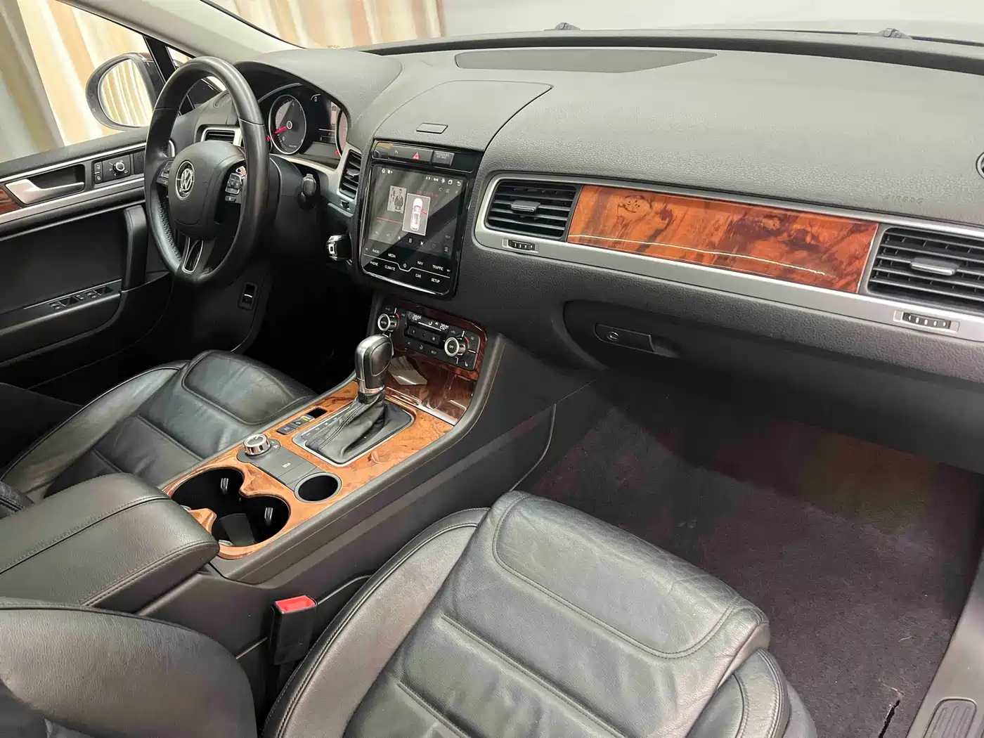 Volkswagen Touareg 2011 3.0TSI Comfort фото 19