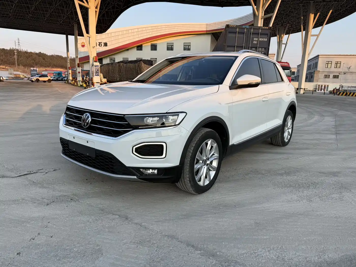 VOLKSWAGEN T-ROC EXPLORING SONGS