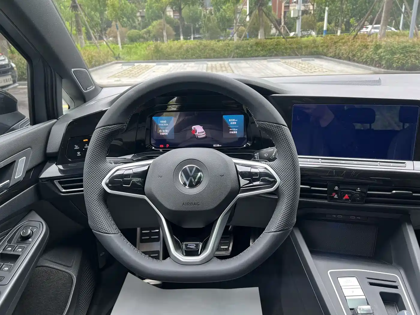 Volkswagen Golf 2021 280TSI DSG R-Line фото 15