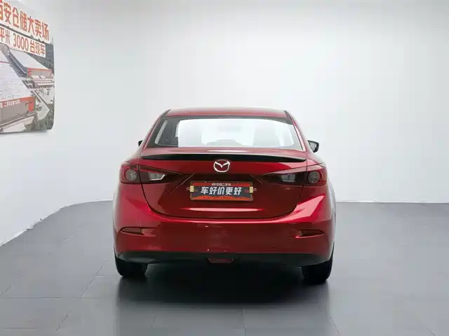 Mazda Mazda3 Axela 2016 Sedan 1.5L Manual Comfort — фото 4
