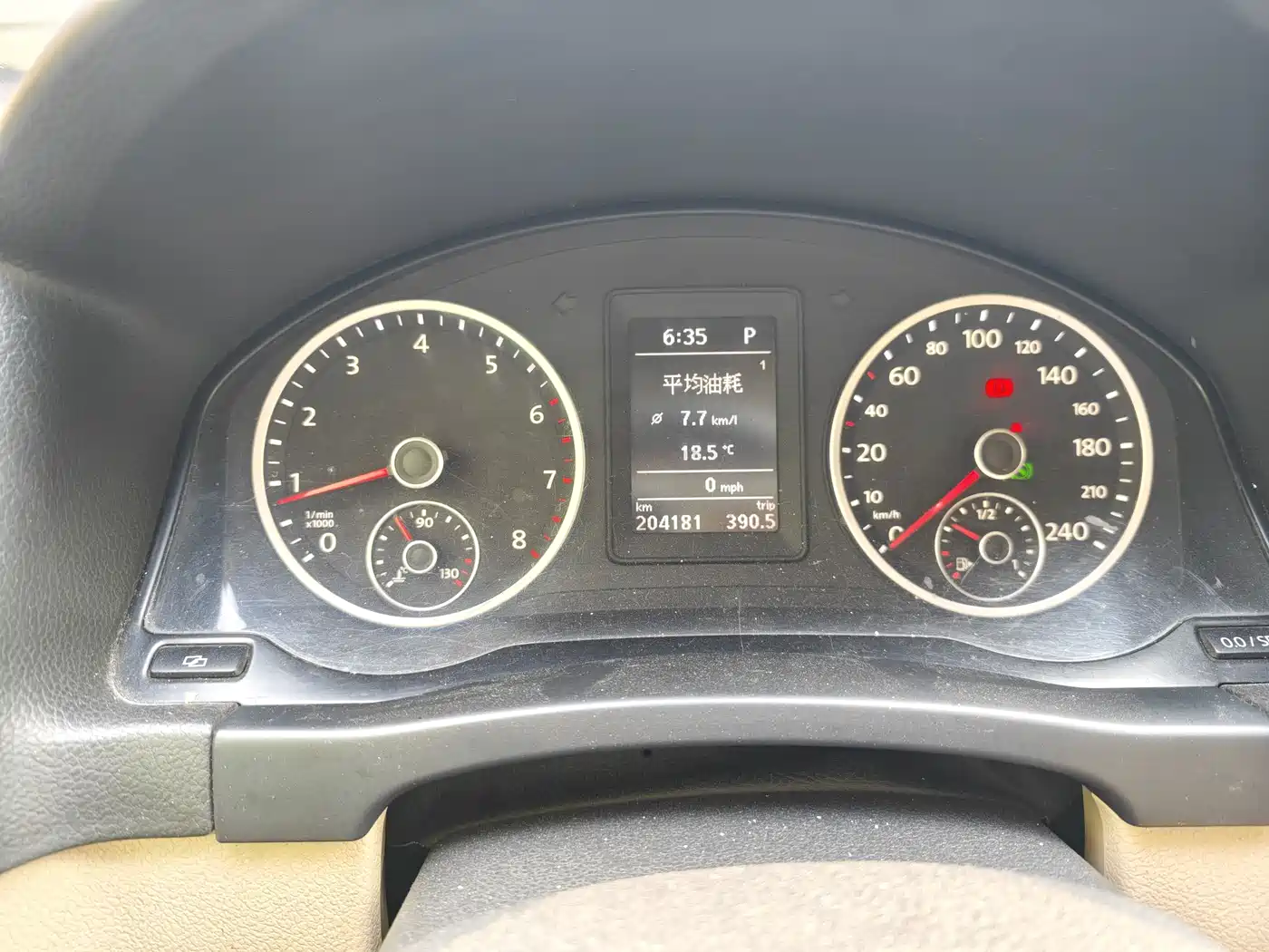 Volkswagen Tiguan 2010 1.8TSI Automatic 4WD Elite фото 2
