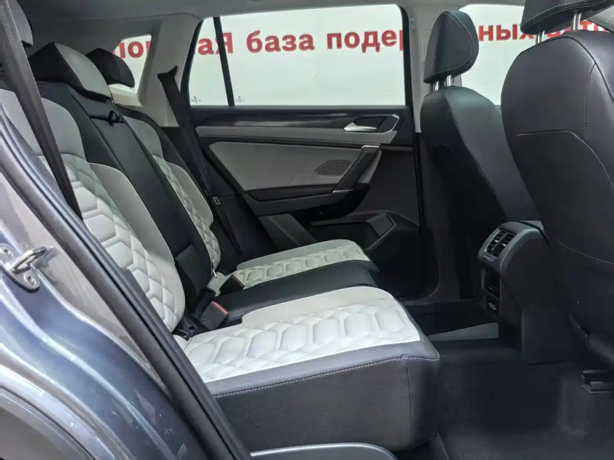 Volkswagen Tayron 2023 280TSI 2WD Luxury Plus Advanced Edition фото 10