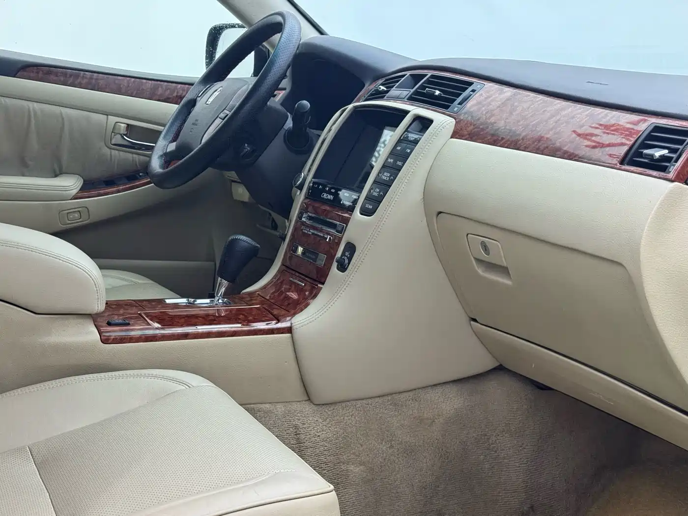 Toyota Crown 2005 Model 2.5L Royal фото 12