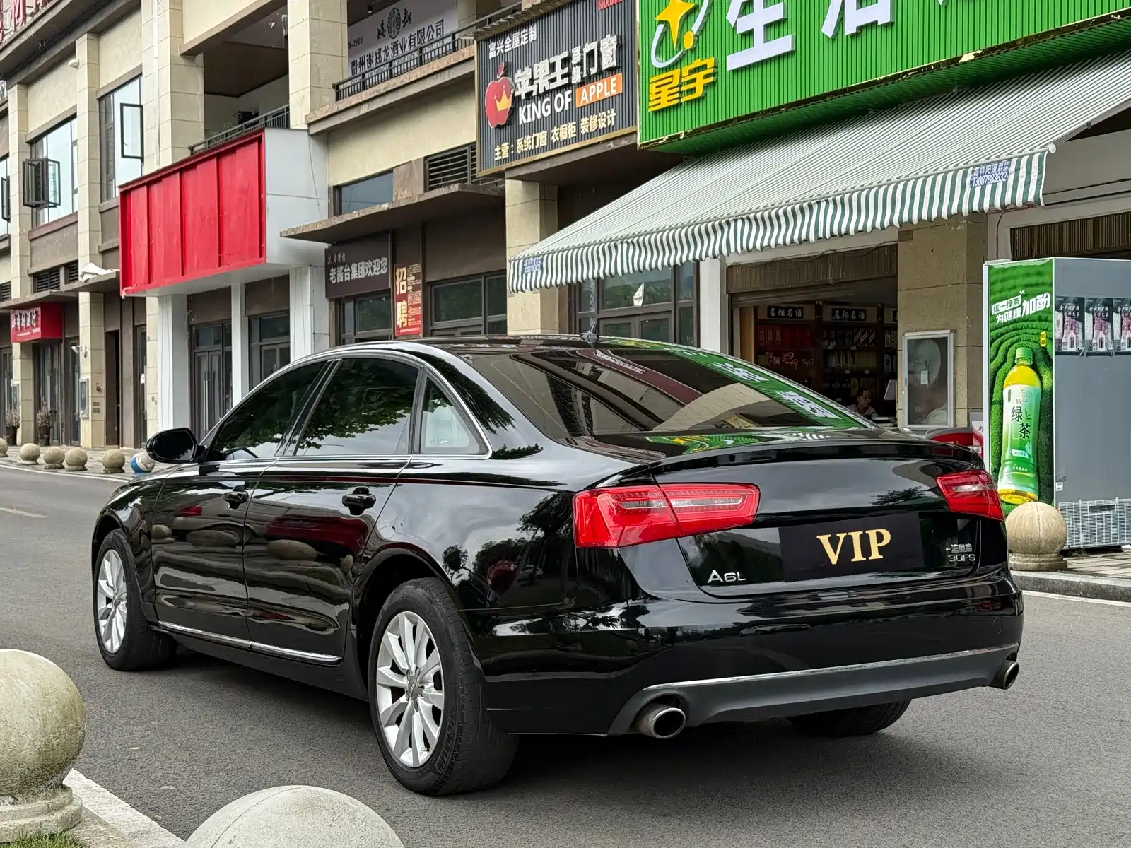 Фото 9 - Audi A6L
