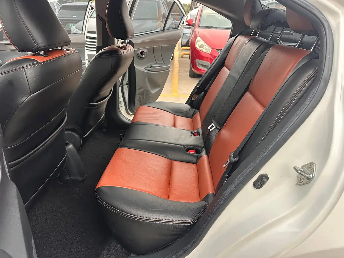 Toyota Vios 2016 1.5L Automatic Zhi Zhen Xing Yao Edition фото 6